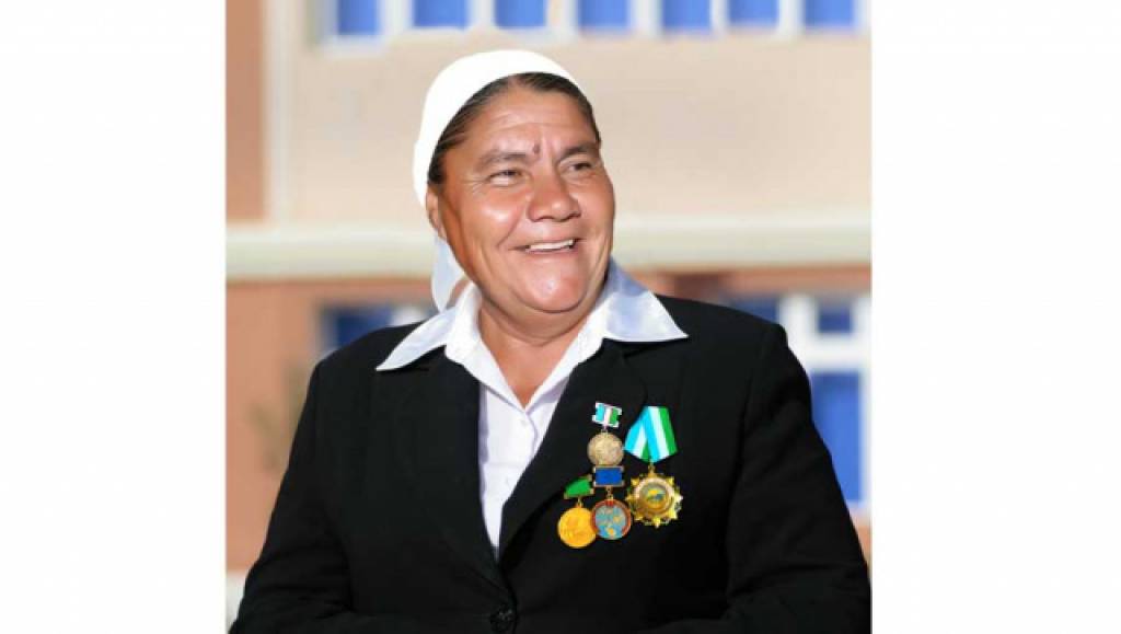 Ўзбекистон Хотин-қизлар қўмитаси Бошқарувининг аъзоси “Ўзбекистон Қаҳрамони” бўлди