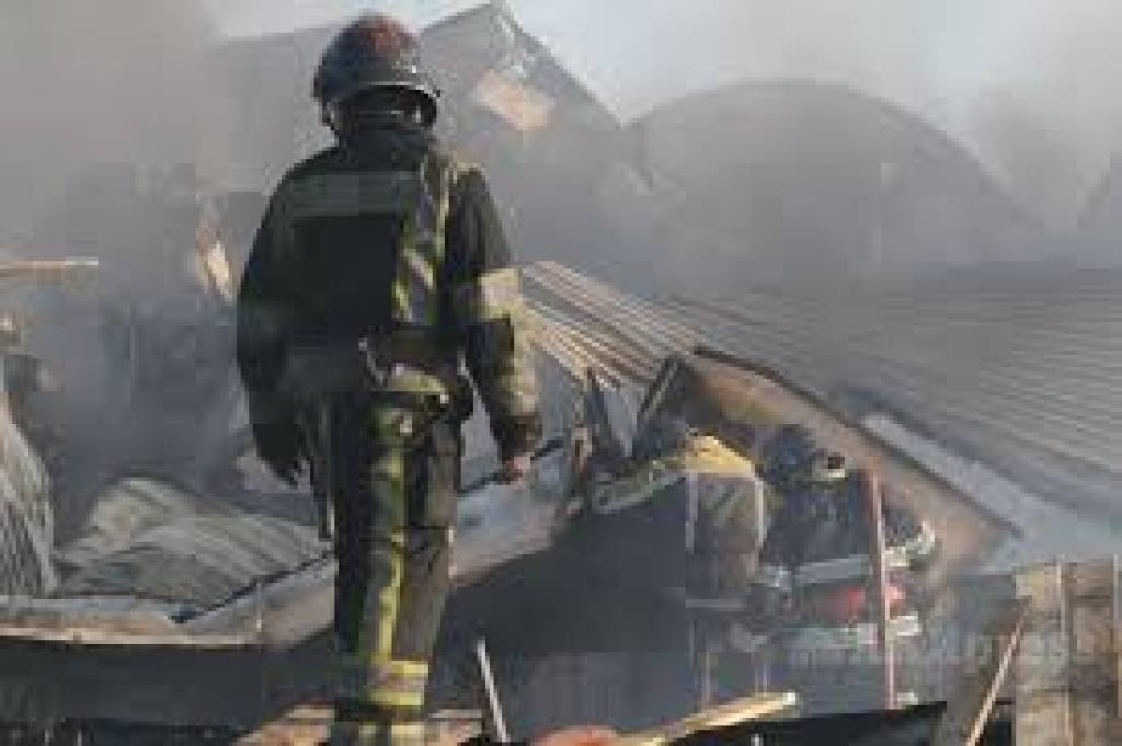 Qozondan ogirlangan porno fotosuratlar Xotinining singlisi jinsiy aloqa video