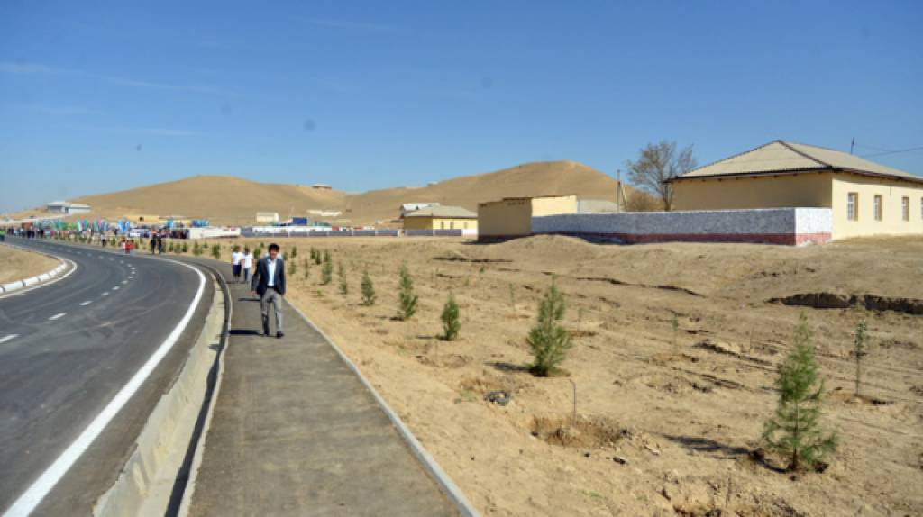 Samarqand nurobod tumani. Пиёдалар йўлаги. Пиёдалар йулакчаси. Таджикистан Ганджобод. Самарканд нуробод тим кишлок.