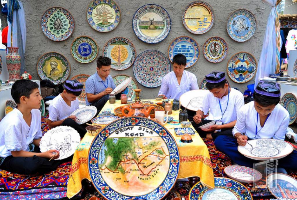 Гончары из Риштана удивляют мир