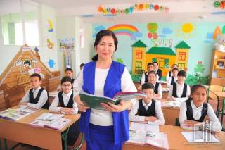 Galerie : le 1er Octobre est la Journée des Enseignants en Ouzbékistan