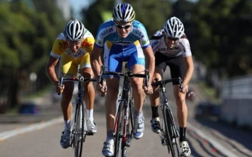 Usbekische Sportlerin gewann den Titel der asiatischen Meisterin auf der Radrennbahn