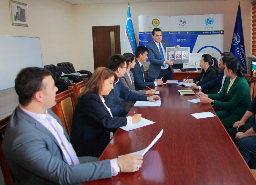 Республиканский центр образования примет на работу высококвалифицированных кадров