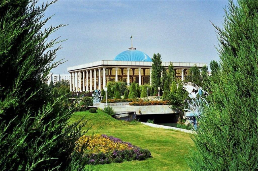 “Транспорт тўғрисида”ги қонуннинг қабул қилинишига қандай зарурат бор?