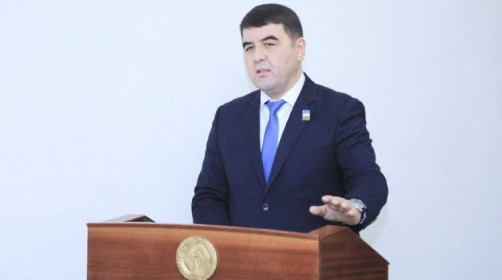 ТАЙИНЛОВ: Наманган вилоятига янги ҳоким тайинланди