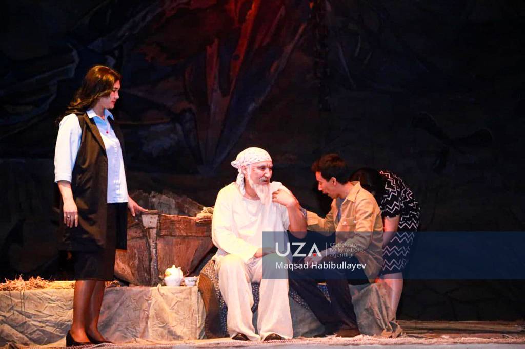 Yosh dumbalarning fotosuratlari Natasha Korolova jinsiy aloqa video