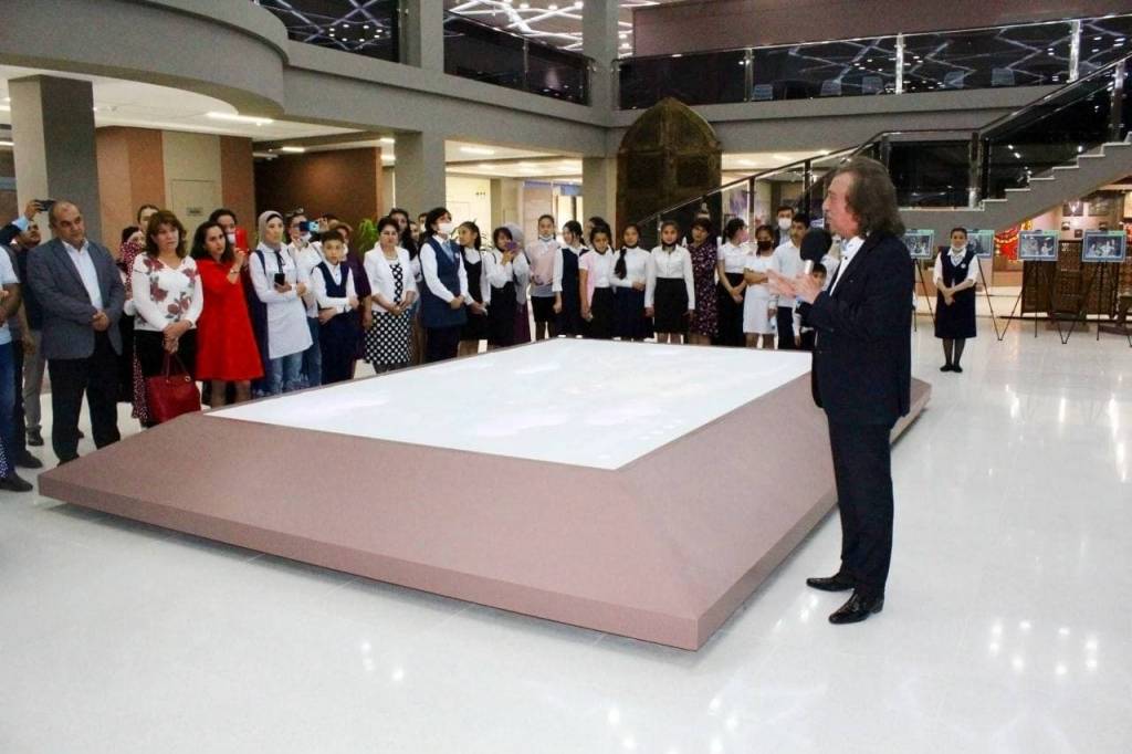 Бир сулола тарихи