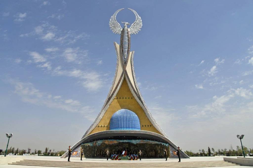 Paypoqdagi qora Anjelika porno