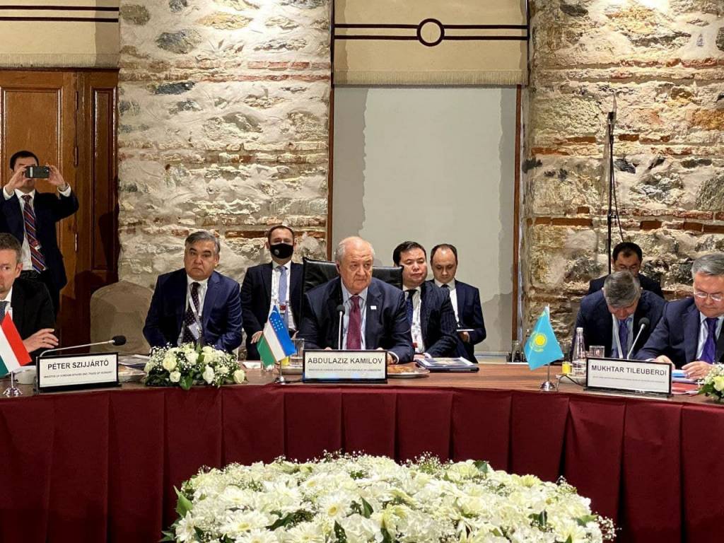 Istanbulda turkiy davlatlar tashqi ishlar vazirlari uchrashdi