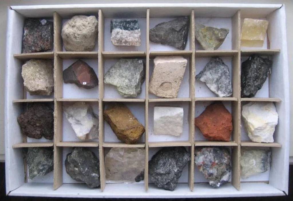 Какие есть природные ископаемые. Полезные ископаемые. Полезное ископаемое. Коллекция минералов и горных пород. Коллекция минералов и горных пород полезных ископаемых.