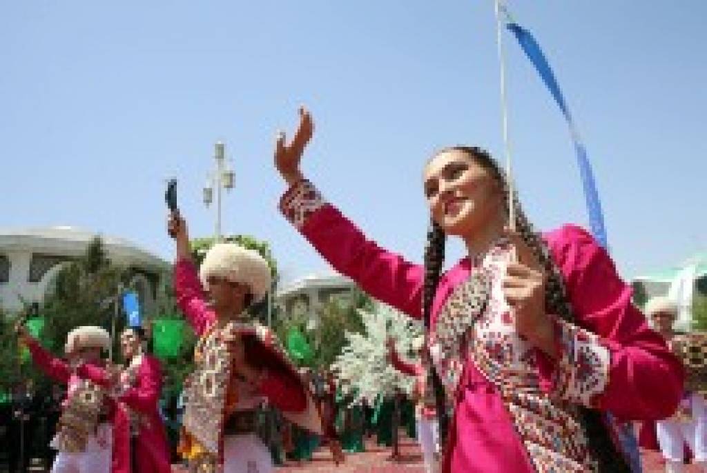 Туркмены в москве. Выборы в Туркменистане. Туркменская семья. Выборы президента Туркменистана.