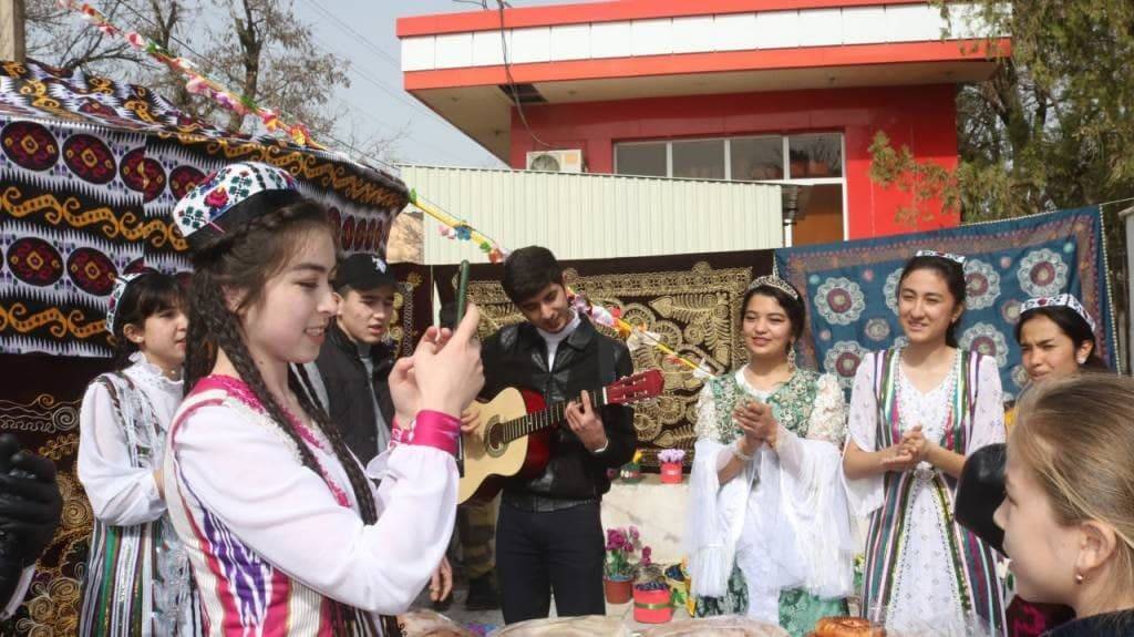 голландский навруз. когда навруз в 2024 году. навруз хакида. наврўз байрами. навруз у татар.