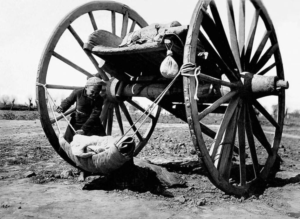 Sotuvchi ayollar bilan porno