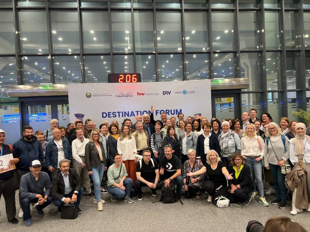 the-largest-tour-operators-in-germany-arrive-in-uzbekistan