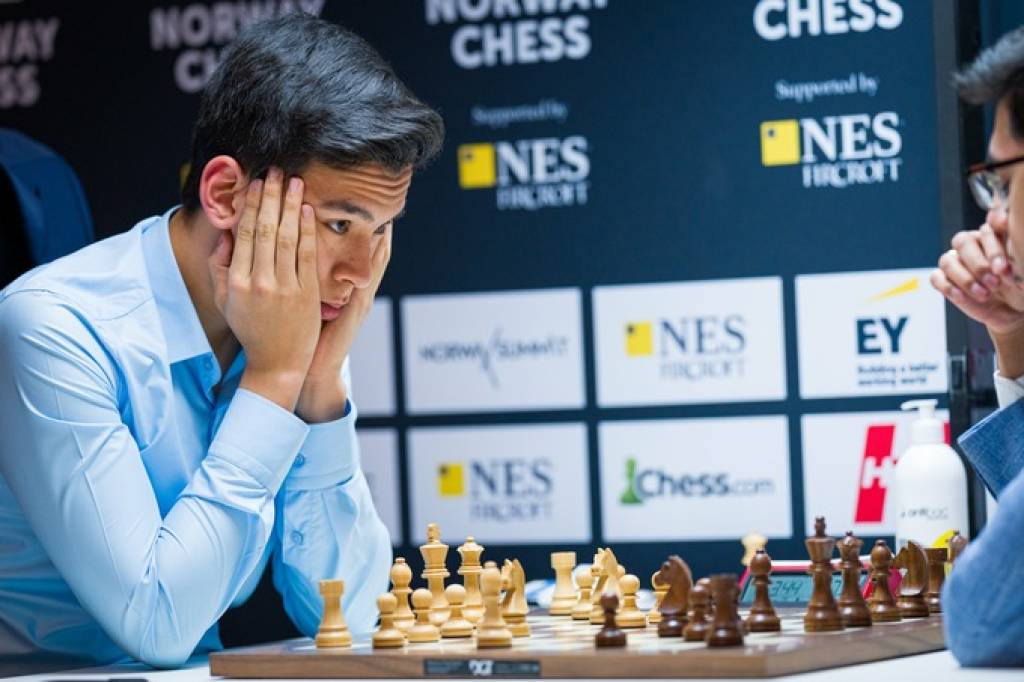 Schach: Nodirbek Abdusattorov begann seinen Auftritt beim Norway Chess
