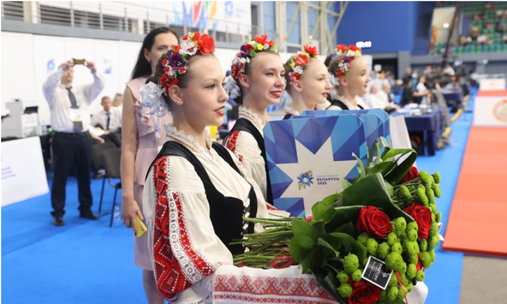 我们的柔道运动员在明斯克的第一天就挥舞了七次旗帜