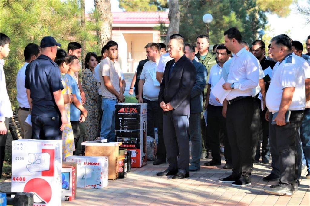 Alina Velikayai yalangoch