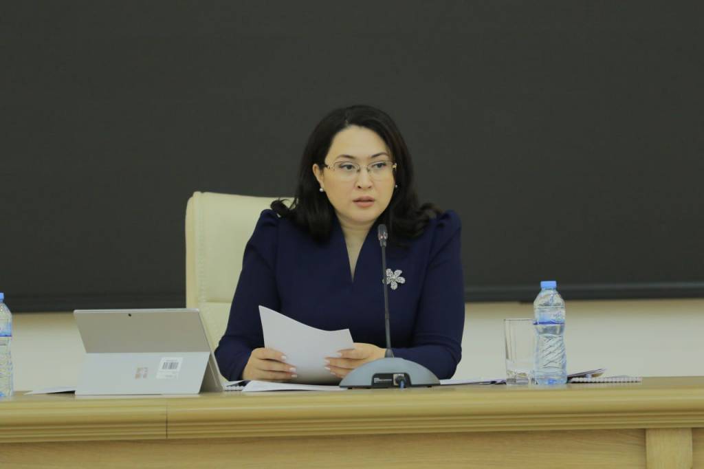 Мактабгача ва мактаб таълими вазирлигида “Долзарб ойлик” эълон қилинди