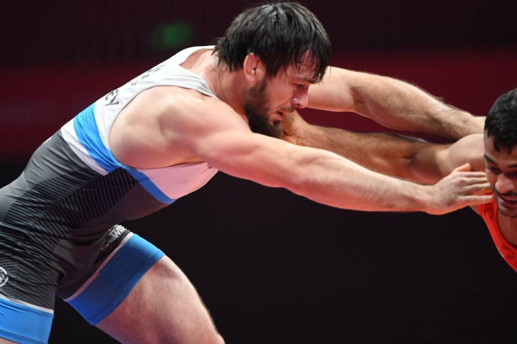 《杭州-2022》：沙皮耶夫也登上亚运领奖台