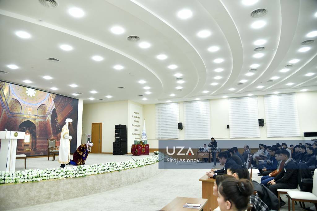 Navoiy qahramonlari konchi yoshlar talqinida (+video)