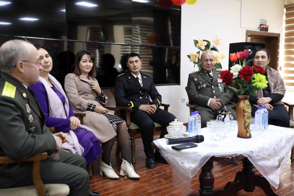 Harbiy qismda avlodlar uchrashuvi o‘tkazildi