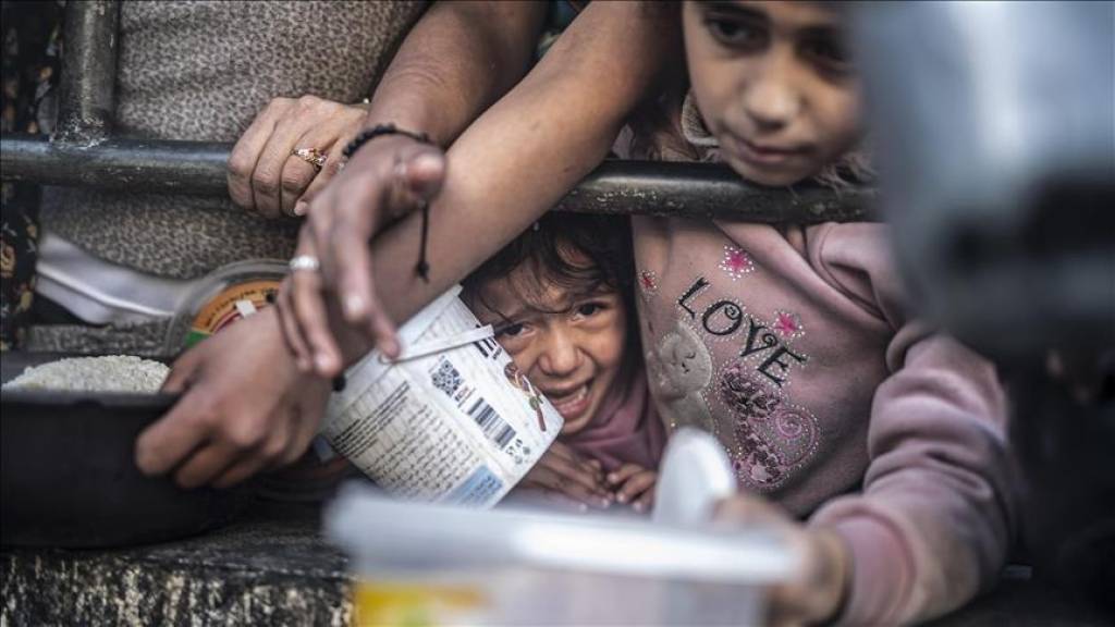 UNICEF: Ғазода болалар тўйиб овқатланмасликдан нобуд бўляпти