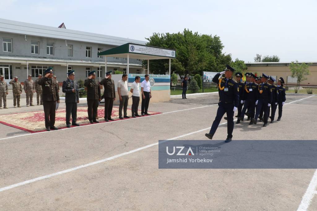 Porno aktrisa Eva Lovianing boyi va vazni