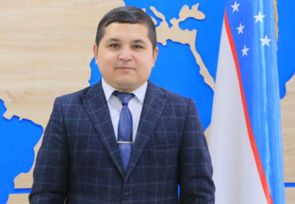 Parmonov Alisher Abdupattayevichning filologiya fanlari bo‘yicha falsafa doktori (PhD) dissertatsiya ishi himoyasi to‘g‘risida