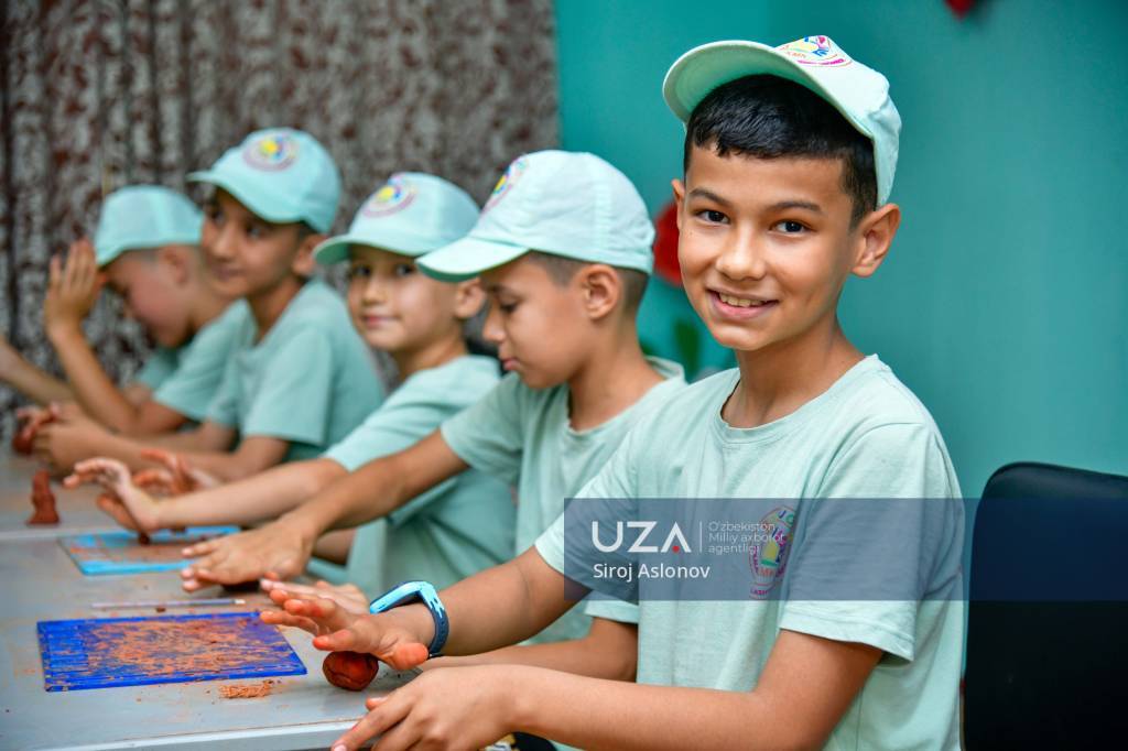 Bolajonlar miriqib dam olmoqda (+video)