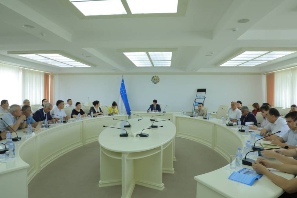Ҳуқуқий мавзудаги учта китоб нашрдан чиқди