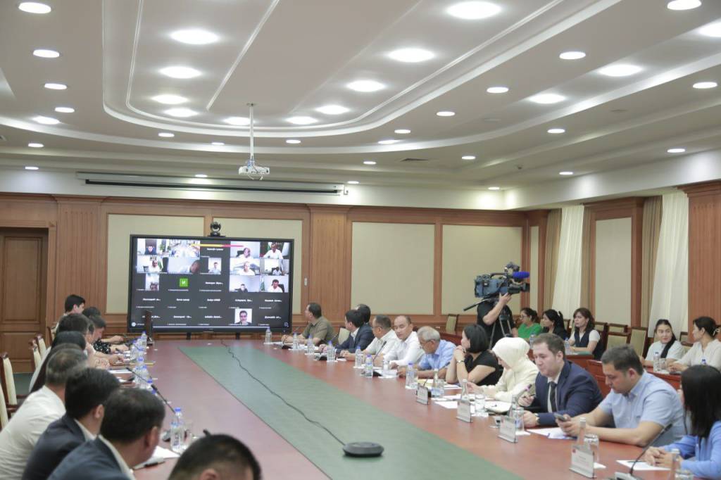 Камбағалликни қисқартириш бўйича Хитой тажрибаси ўрганилмоқда