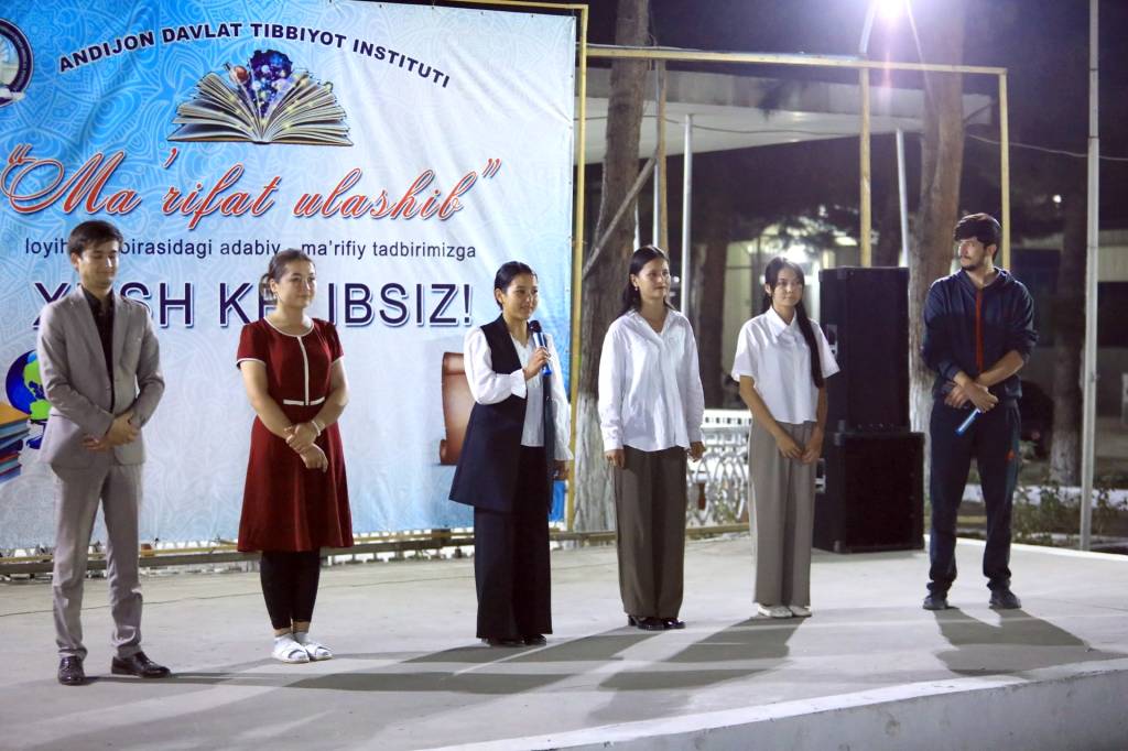 Gozal sariq onalar yalangoch onlayn Uzbek qizlari homilador foto xxx