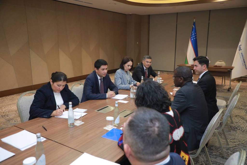 Жаҳон банки экспертлари билан ҳамкорликда амалга оширилаётган лойиҳалар муҳокама қилинди