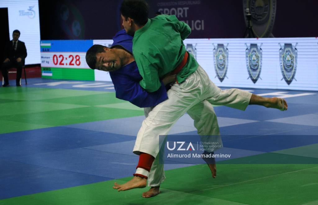 Kurash haftaligi: Bayroqdan jilo olgan qadriyatlar namoyishi