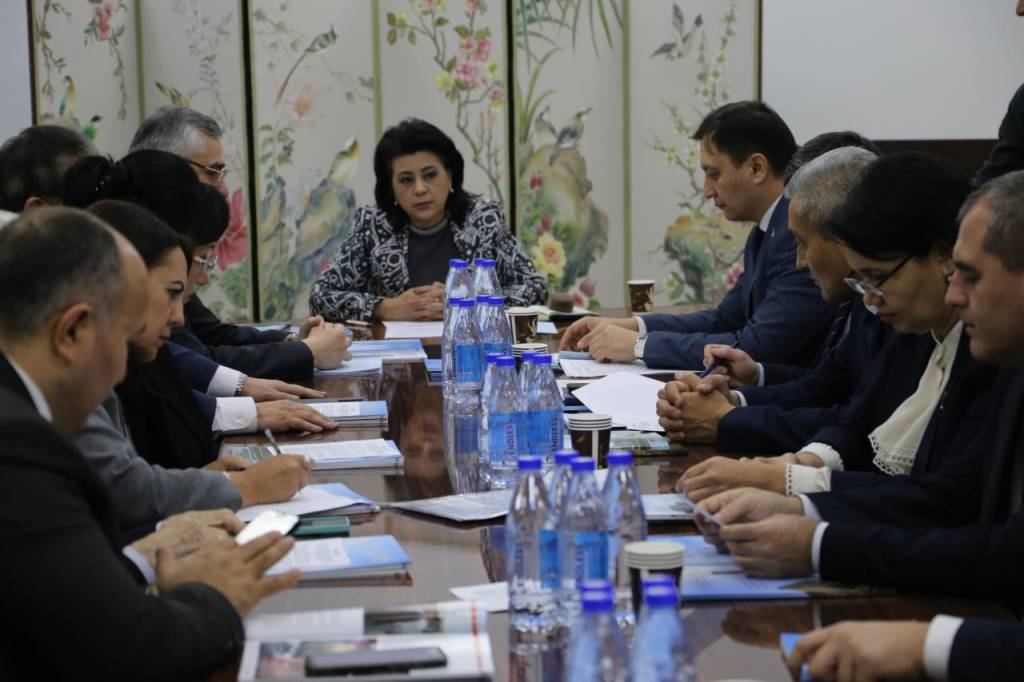 Milliy madaniy markazlar bilan qanday faoliyat olib borilmoqda?