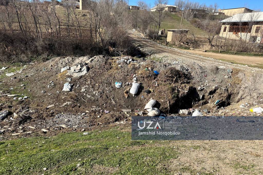 Yashirin kamerali dush kiyinish xonasi