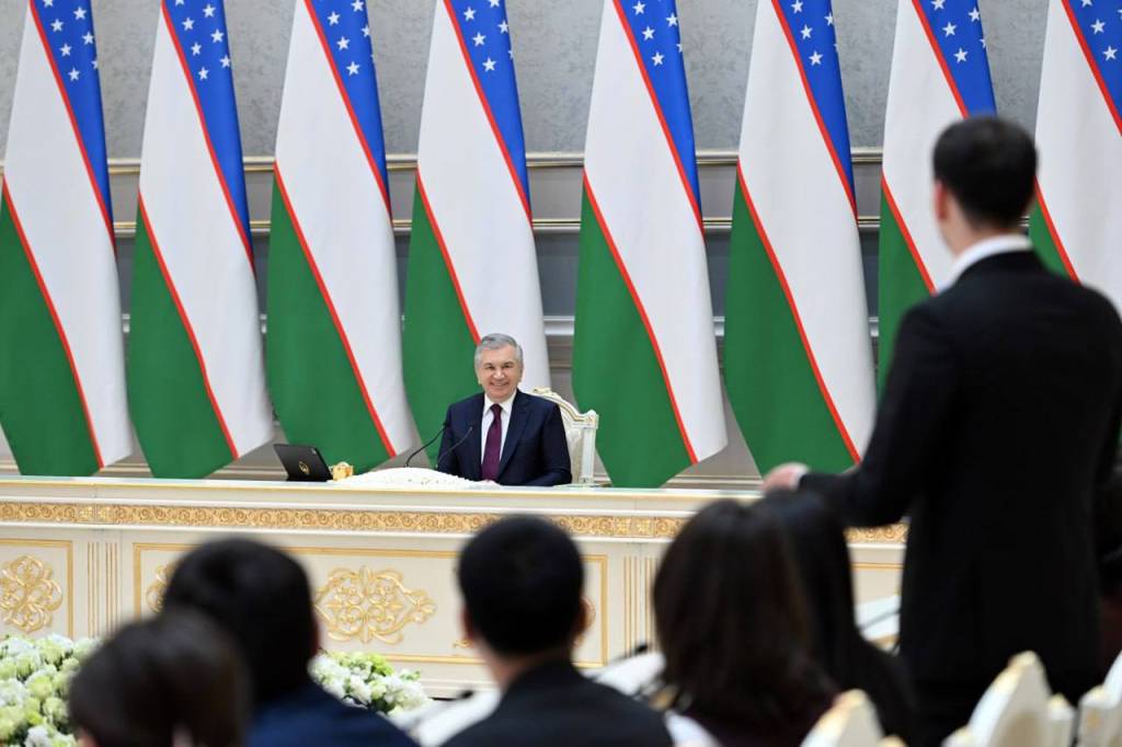 Биргина илмга чанқоқ, ташаббускор ёш юзлаб тенгдошларини янги марраларга чорлай олади