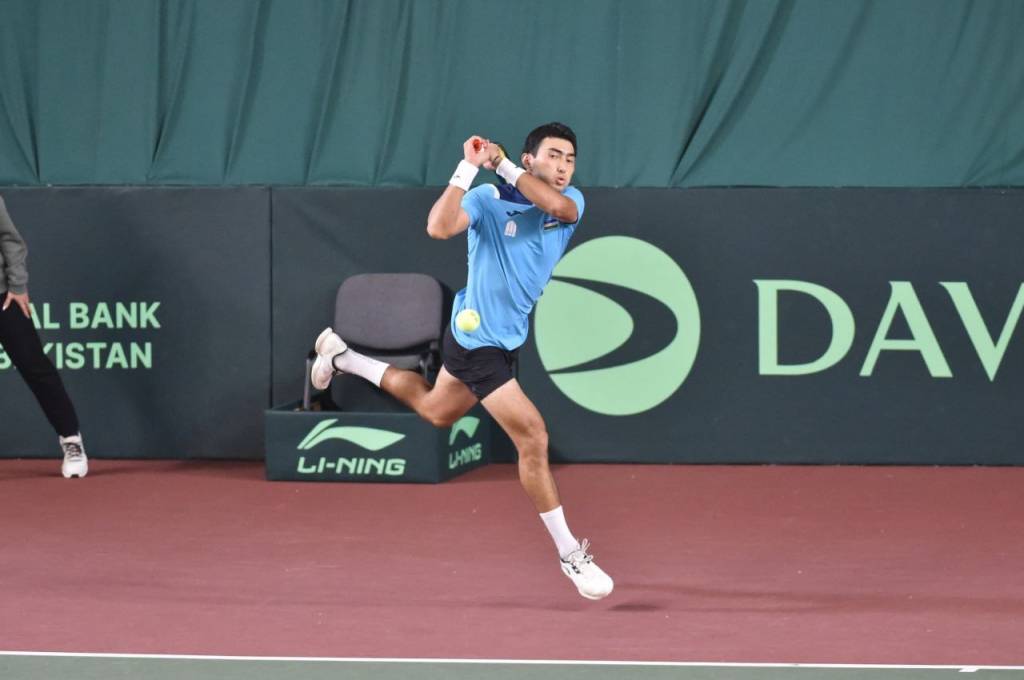 胡马云·苏丹诺夫正在参加印度的一项著名锦标赛