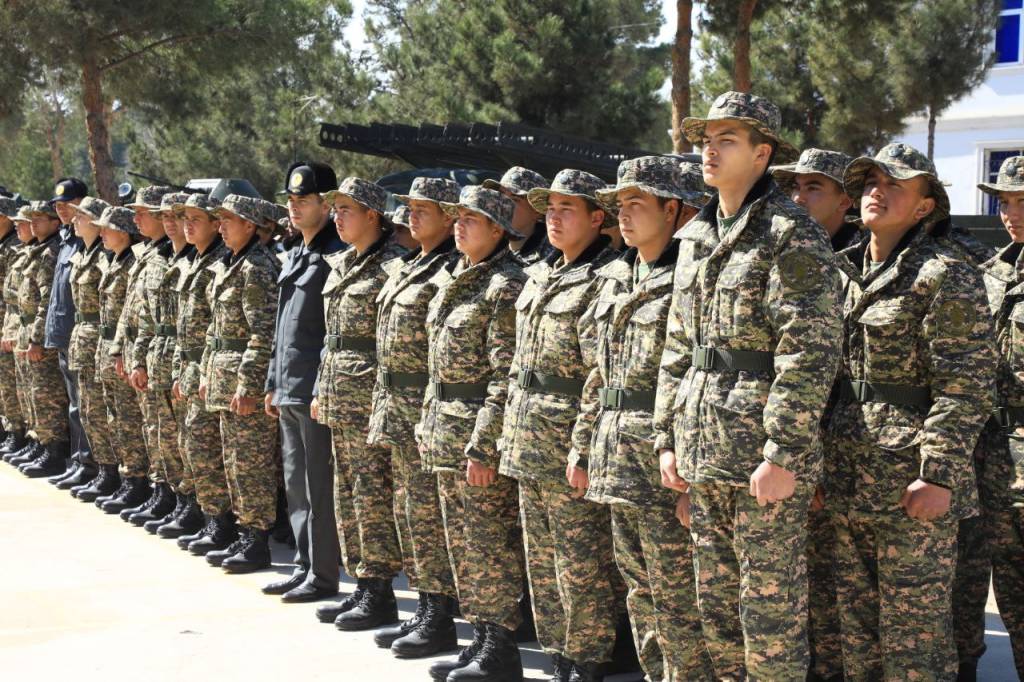 Askarlar muddatli xizmatga otlandi