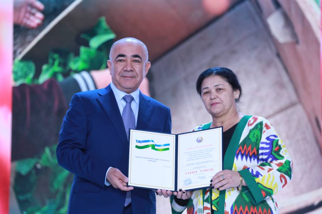 Paypoq ichida rus porno sahnalari