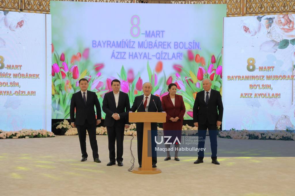 Jinsiy olatni egri qilib qoyish yomon Uy qurilishi jinsiy masturbator