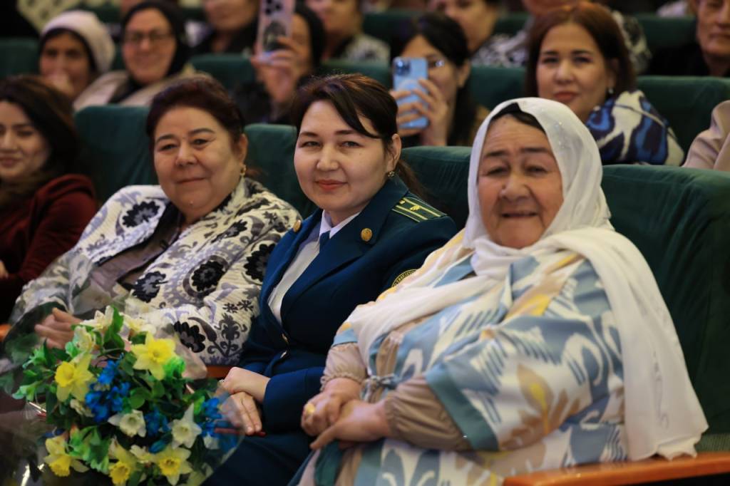 Фарғонада раҳбар аёллар улуши 32 фоизга кўтарилди