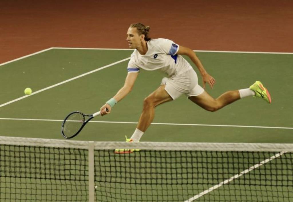 谢尔盖·福明在哈萨克斯坦取得开门红