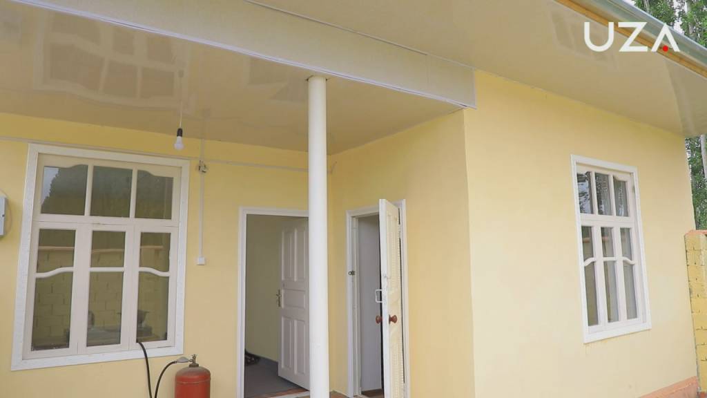 Rus yoshlari uy qurilishi video Kesilgan boshning fotosurati