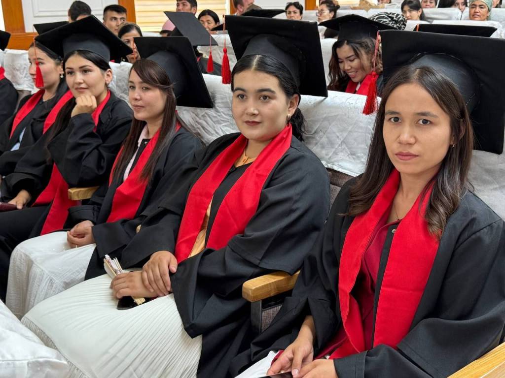 Ukraina lesbian porno Ginekologda jinsiy aloqaning yashirin video yozuvi