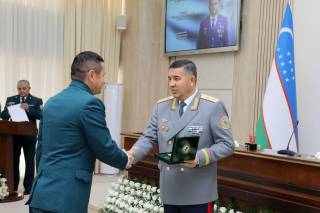 Осойишталик йўлида фидойилик билан хизмат қилаётган ходимларга давлат мукофотлари топширилди