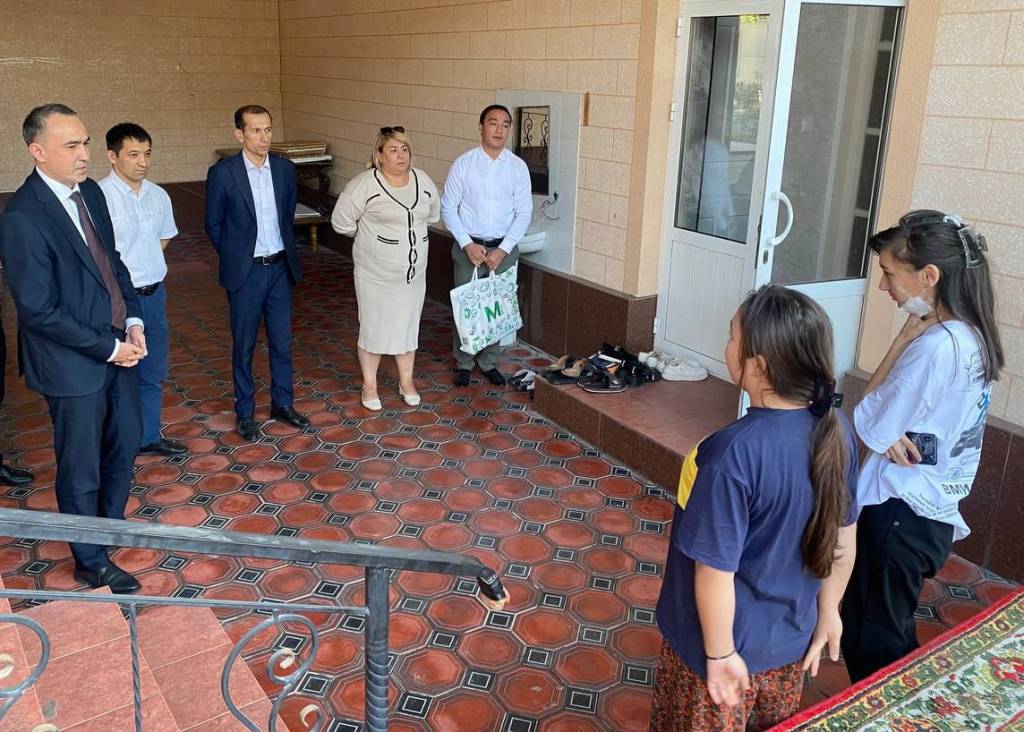 Rus ayol sikadi va ruscha gapiradi Ekstremal pirsing porno rasmlar