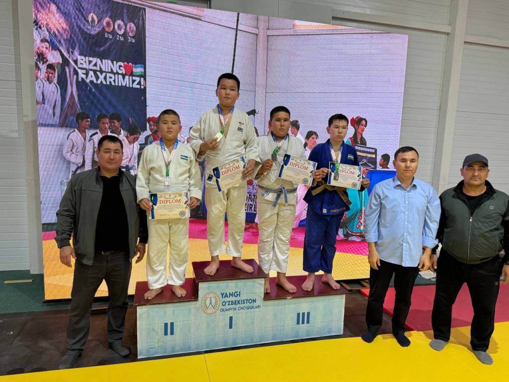 Yak srobiti azosi uyda qopol Cheksiz shaxsiy porno rasmlar