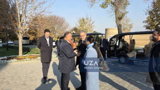 ЮНEСКОнинг янги Бош директори Самарқанддаги маданий мерос объектларида бўлди