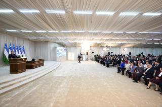 Келгуси йилдан олий маълумотли ҳамшираларнинг маошига 100 фоиз устама берилади